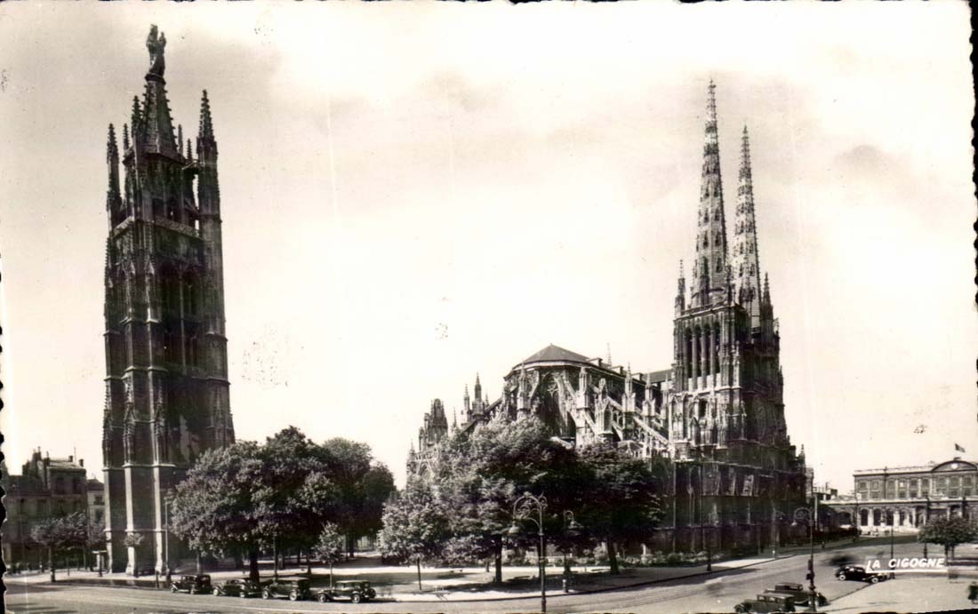 La cathédrale de Bordeaux — vue panoramique — Éditeur LA CIGOGNE, n° 42