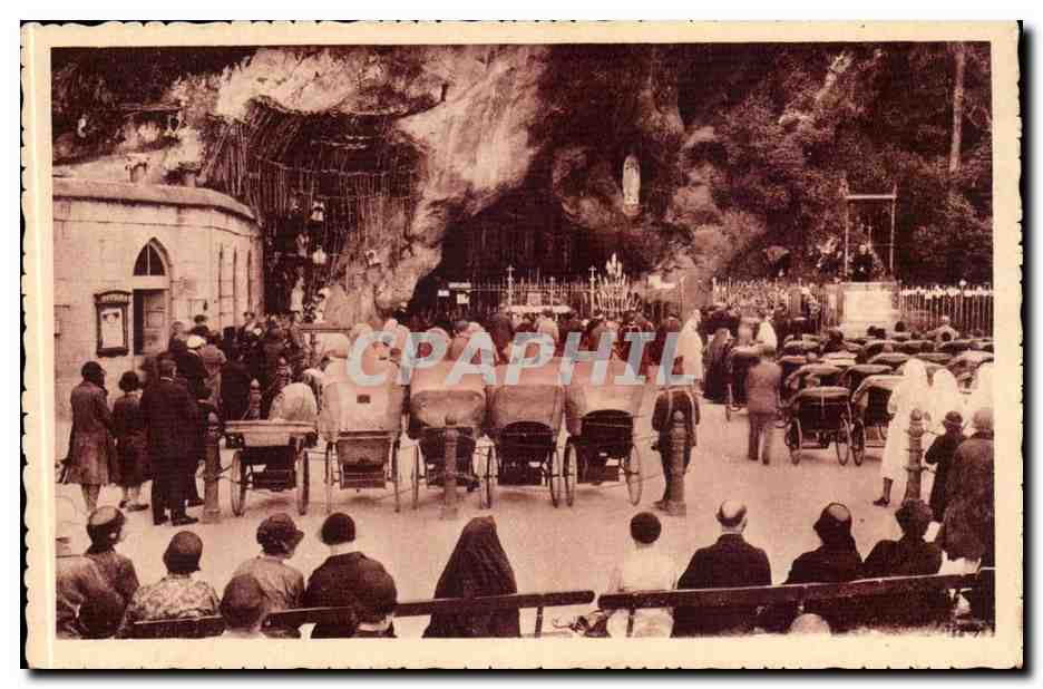 Lourdes CPA La grotte