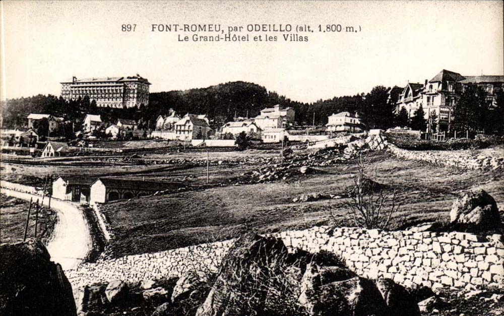 Fort Romeu par Odeillo CPA Le grand hotel et les villas