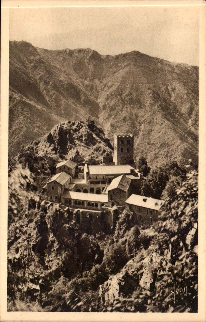 environs de Venet les Bains CPA abbaye de St Martin du Canigou fondee en 1007
