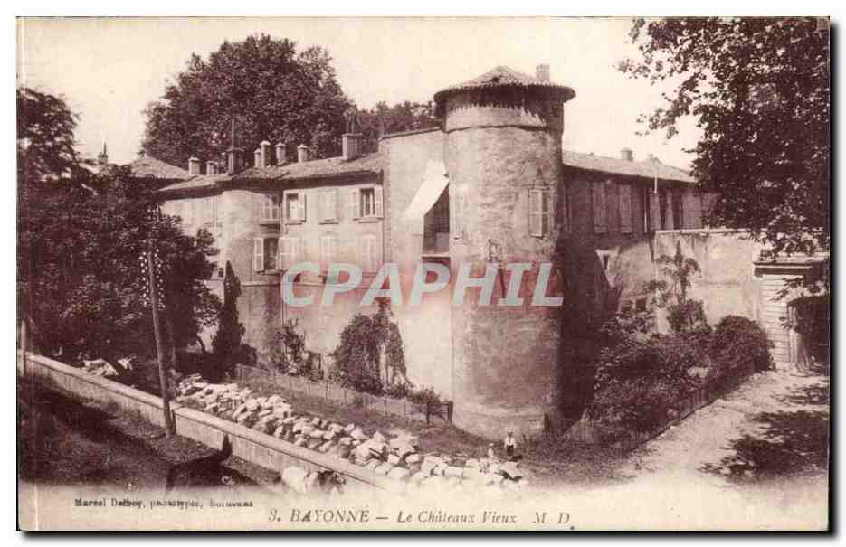Bayonne CPA La chateau vieux 