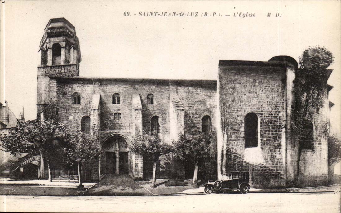 Saint Jean de Luz CPA L'eglise 