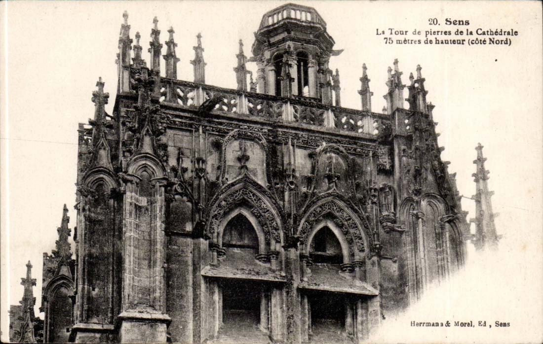 Sens CPA La tour de pierres de la cathedrale