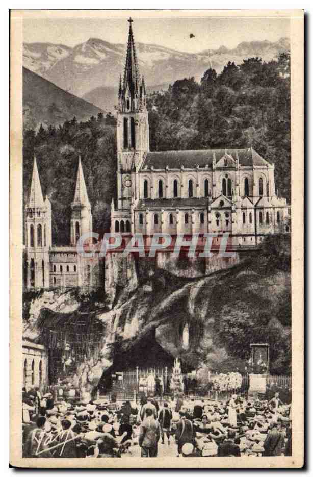 Lourdes CPA la basilique et la grotte