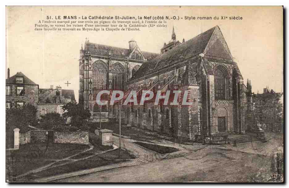 Le Mans - La Cathédrale St-Julien, la Nef (côté N.-O.) - Style roman du XIe siècle