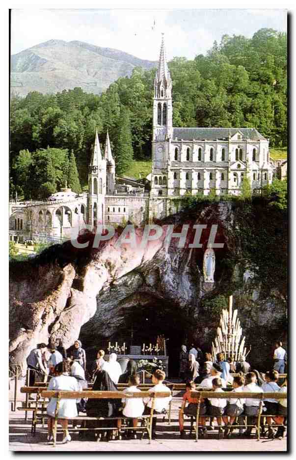 Lourdes CPA La basilique la grotte