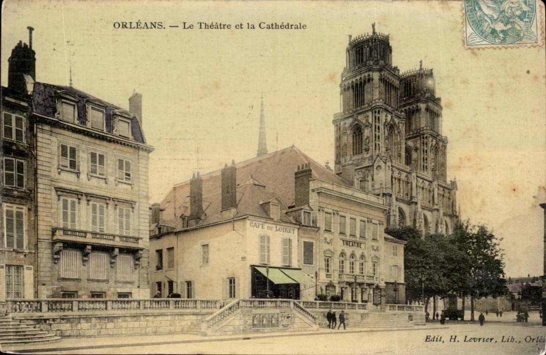 Orleans CPA Le theatre et la cathedrale (cafe duj Loiret) (carte toilee)