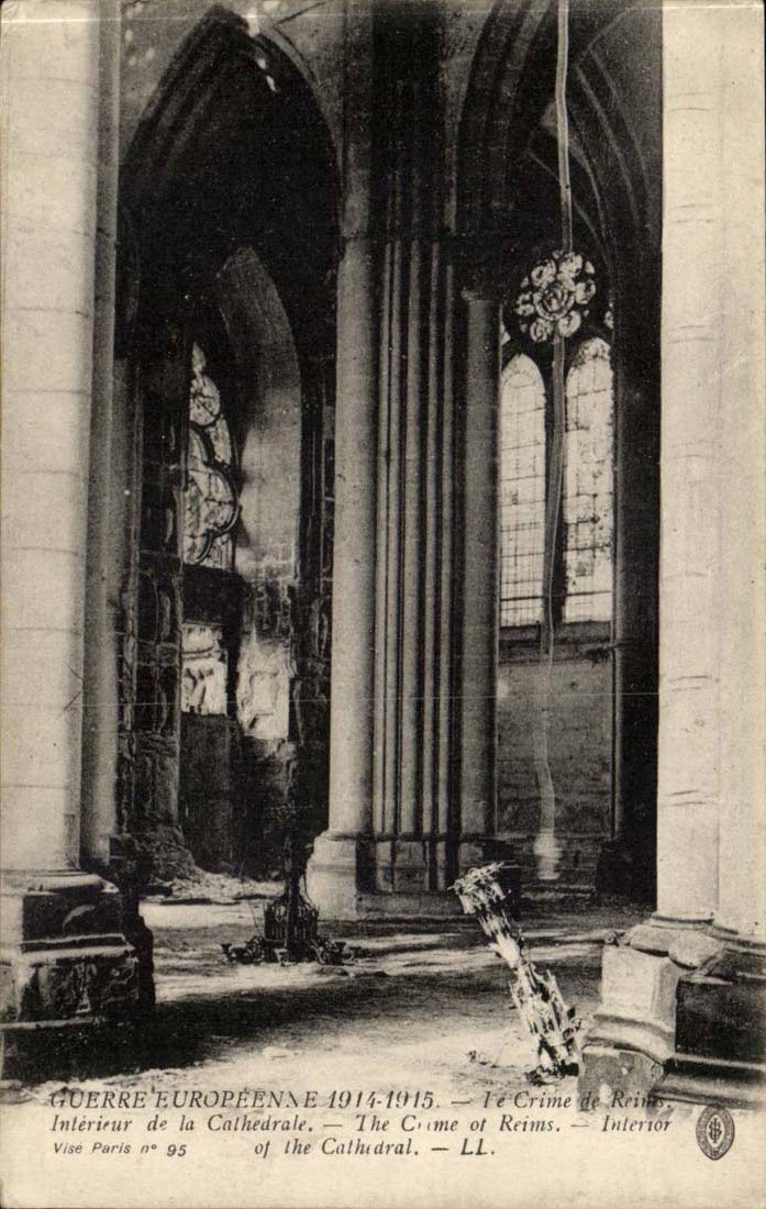 Reims - Guerre Europeenne 1914 1915 Le Crime de Reims- Interieur de la Cathedrale - CPA 