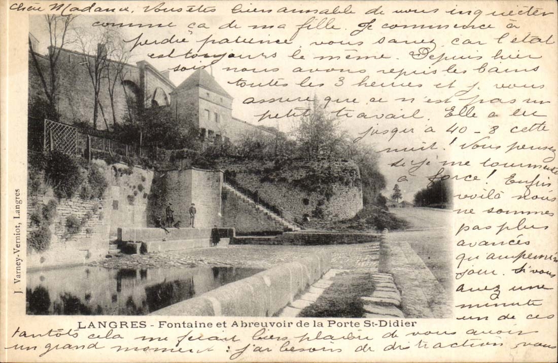 Langres - Fontaine et Abreuvoir de la Porte St Didier - CPA 