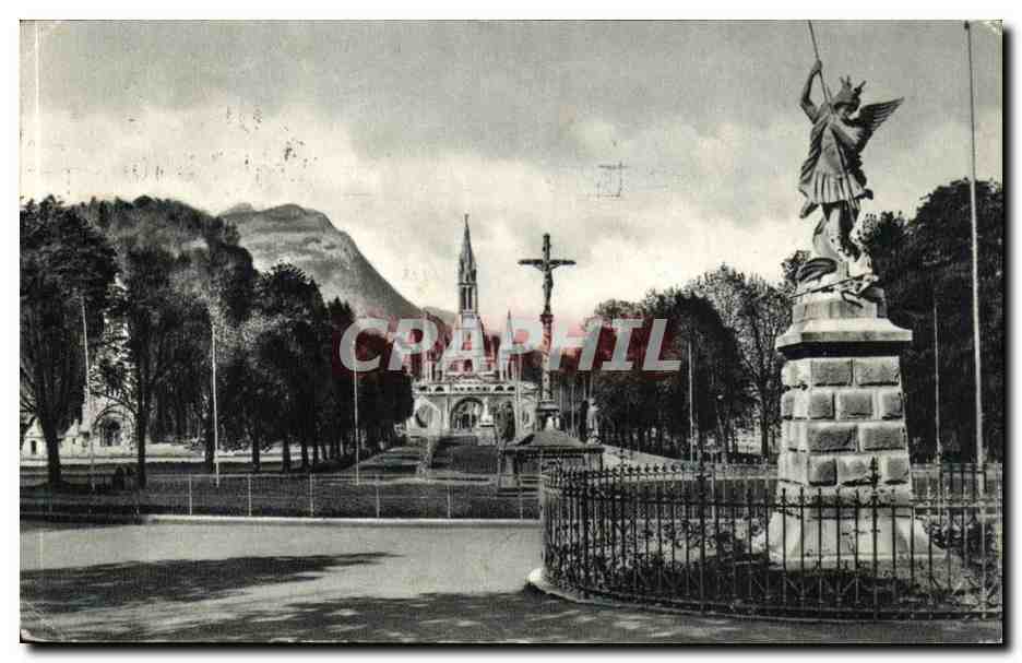 Lourdes - Saint Michel la croix des Bretons - CPA 