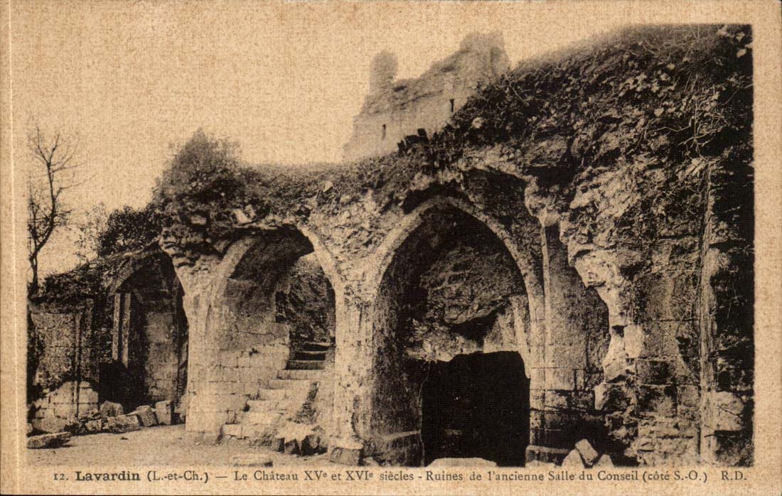 Lavardin CPA Le chaetau Ruines de l'ancienne salle du conseil