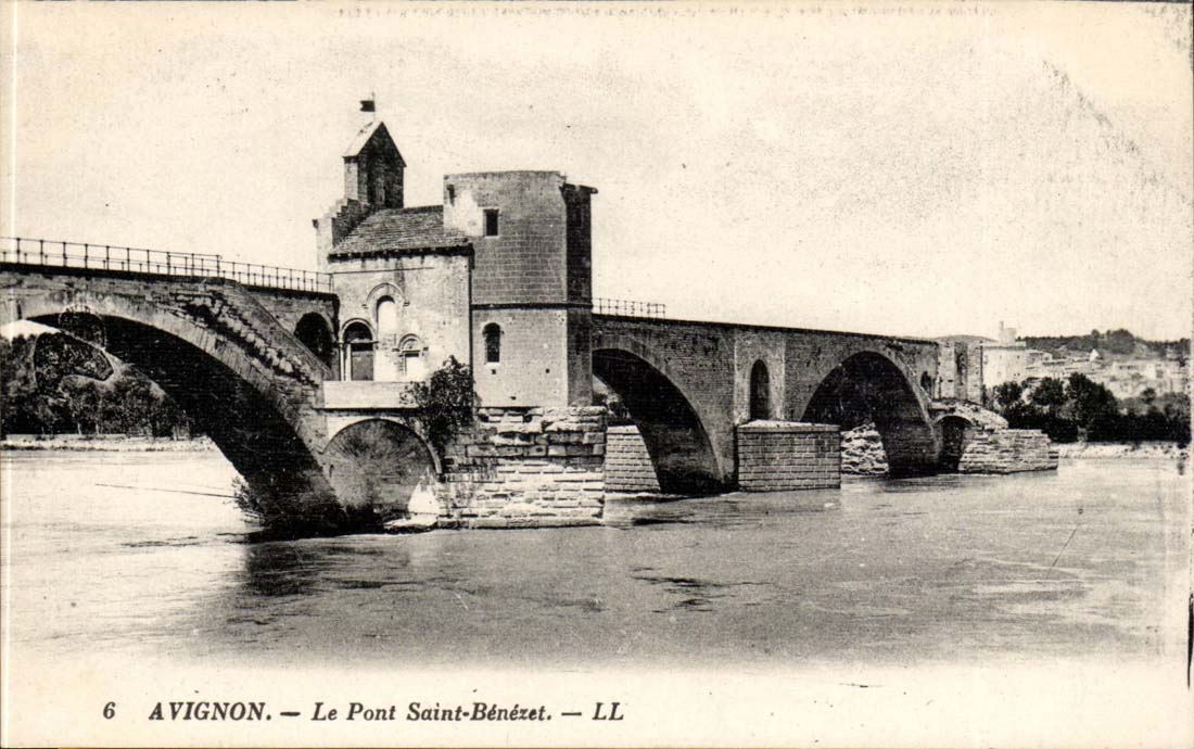 Avignon CPA le pont Saint Benezet