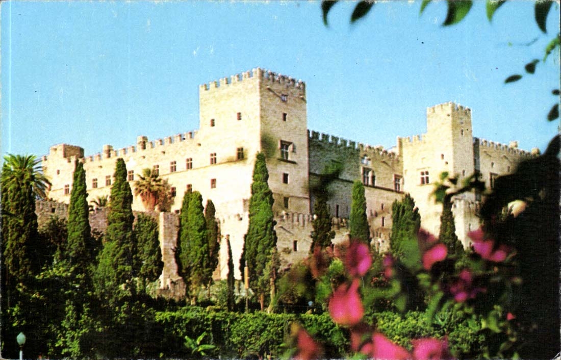 Grece Greece CPM The imposing palace of the grand MAsters of the knights of St John