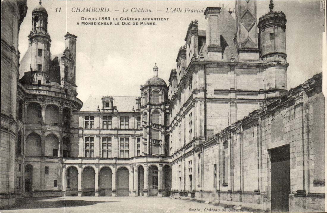 Chambord CPA le chateau l'aile francaise