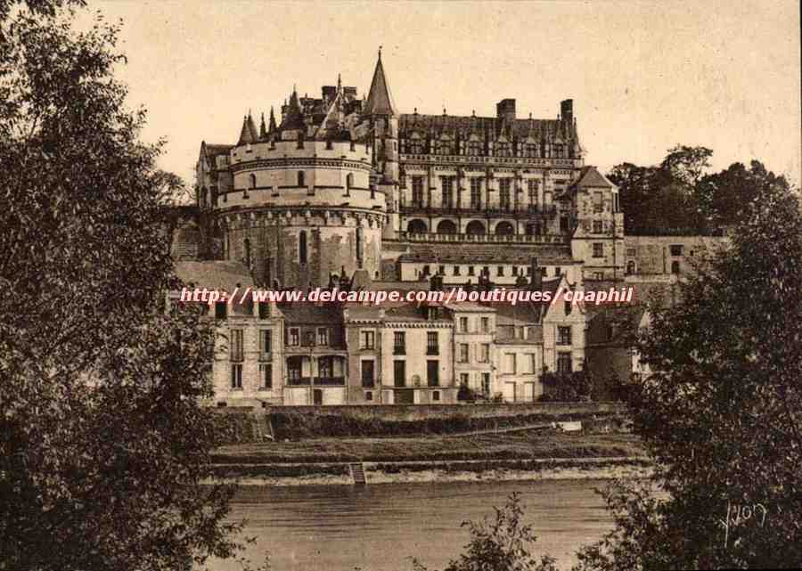 La Douce France - Chateau de la Loire - Le Chateau d'Amboise vu des bords de la Loire - CPA 