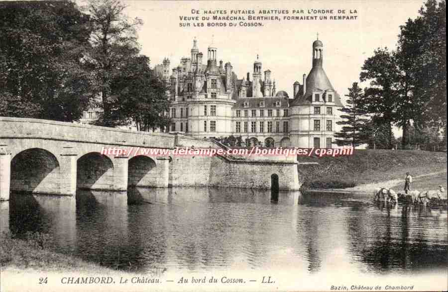 Chambord - Le Chateau Au Bord du Cosson - CPA 