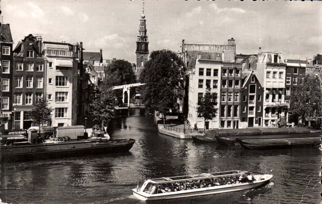 Amsterdam — Canal avec bateau touristique et éditeur 'Succhar' — éditeur inconnu, n° de série non visible
