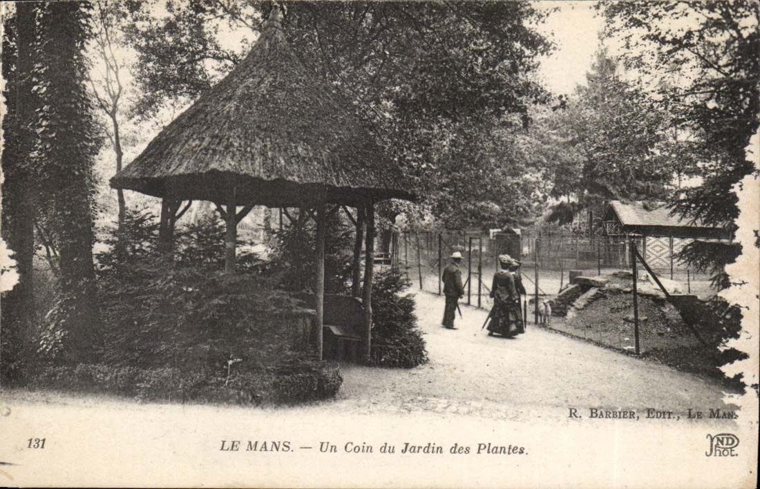 LE MANS — Un Coin du Jardin des Plantes — R. Barbier, Edit., Le Mans