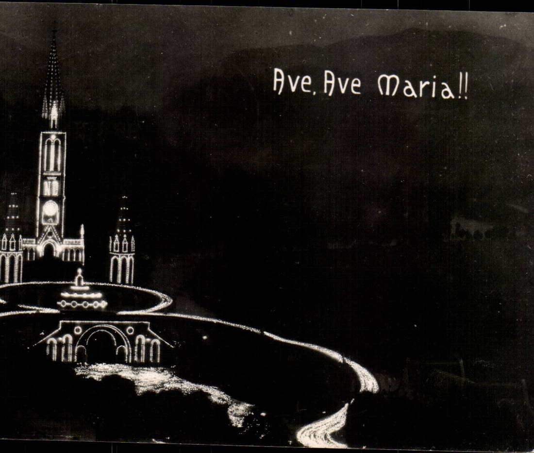 Lourdes CPA Le rosaire au soir