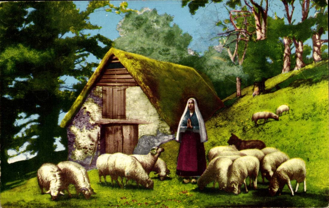 Blois CPA Fantaisie Sainte Bernadette prie en gardant ses moutons