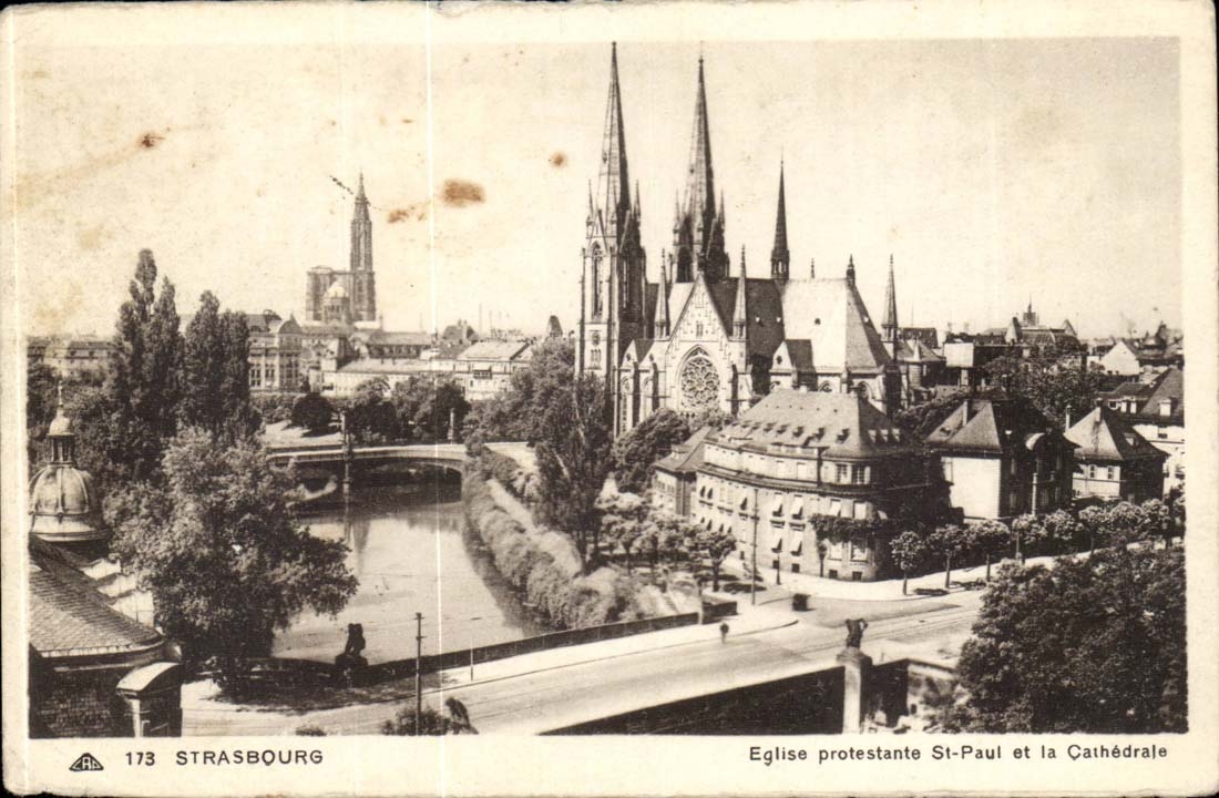 Strasbourg - Strassburg - Eglise protestante St Paul et la Cathedrale - CPA 