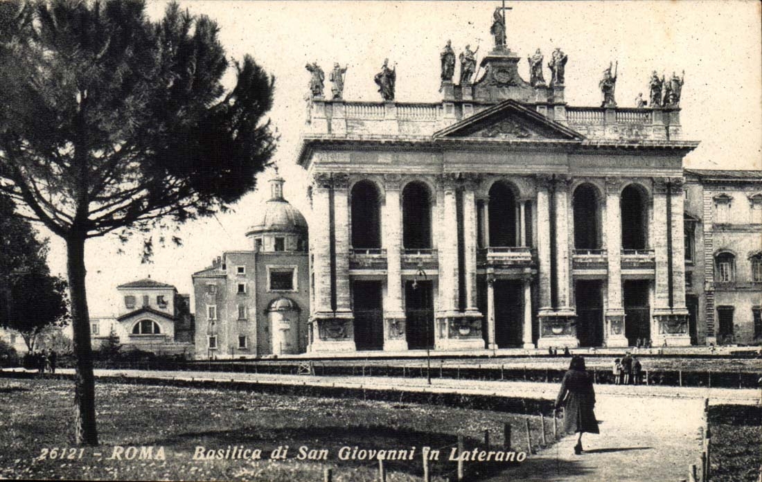 CPA Italie Italie Roma Basilica di San Giovanni in Laterano