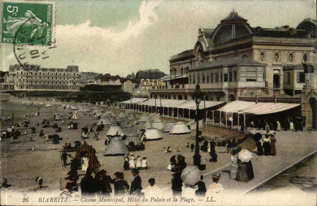 Biarritz - Hotel du Palais et la Plage - Casino Municipal - CPA 