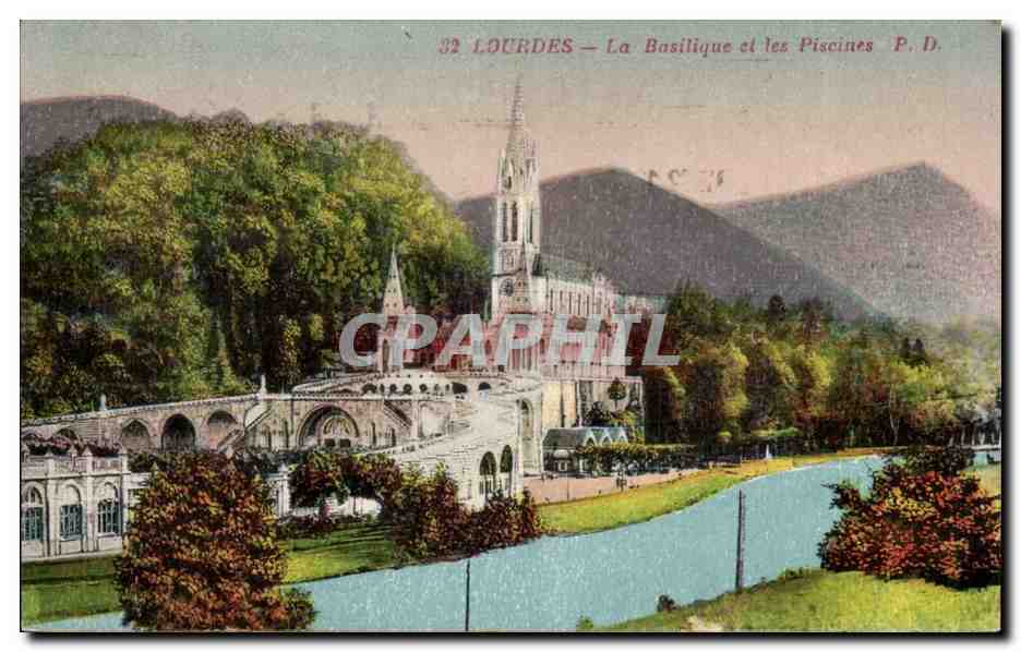 Lourdes CPA La basilique et les piscines