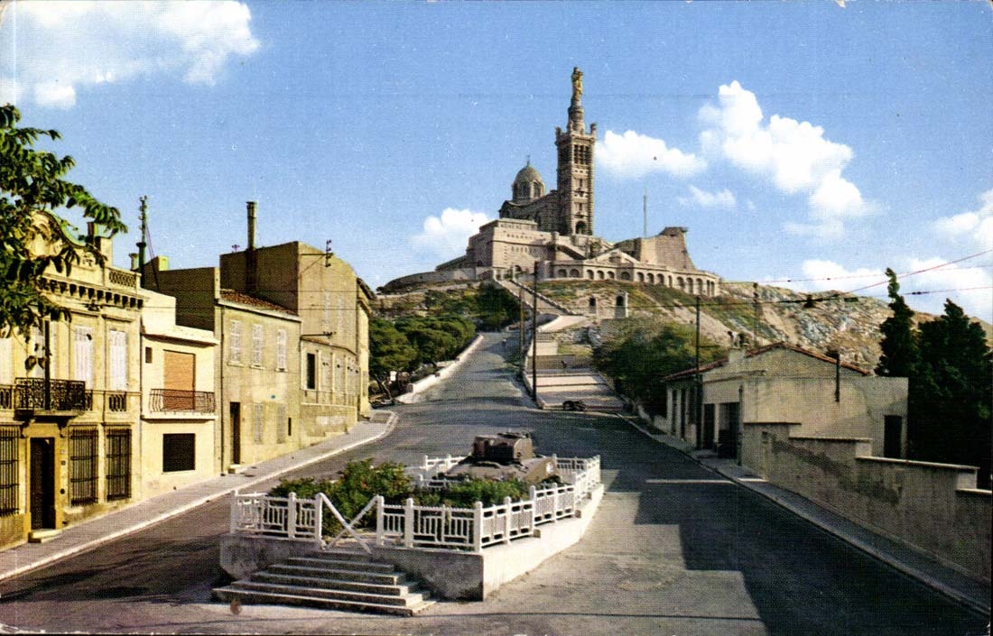 Marseille - basilique de Notre dame de la Garde - CPA 