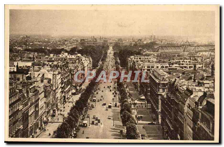 Paris CPA Avenue des Champs Elysees vue de l'arc de triomphe