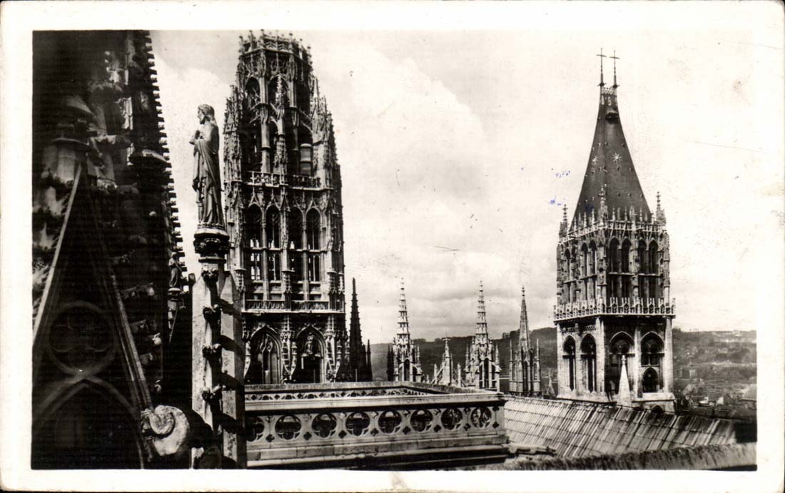 Rouen CPA La tour de Beurre et la tour St Romain