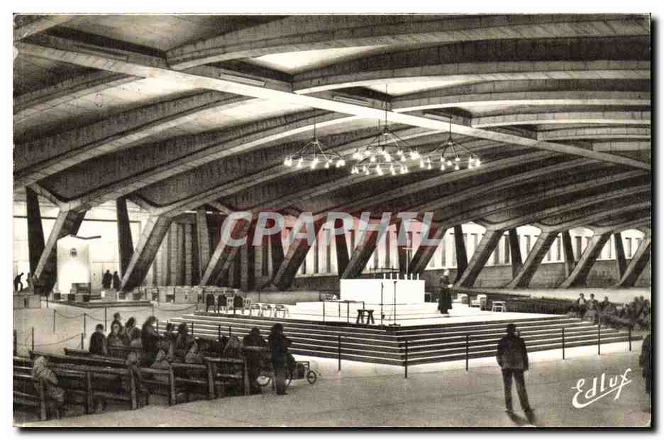 Lourdes CPA La basilique Souterraine Pie X