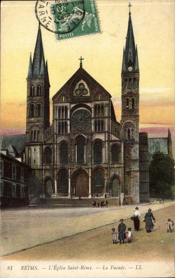 Reims CPA L'eglise Saint Remy La facade