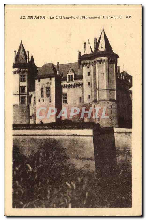 Saumur CPA Le chateau fort (monument historique)