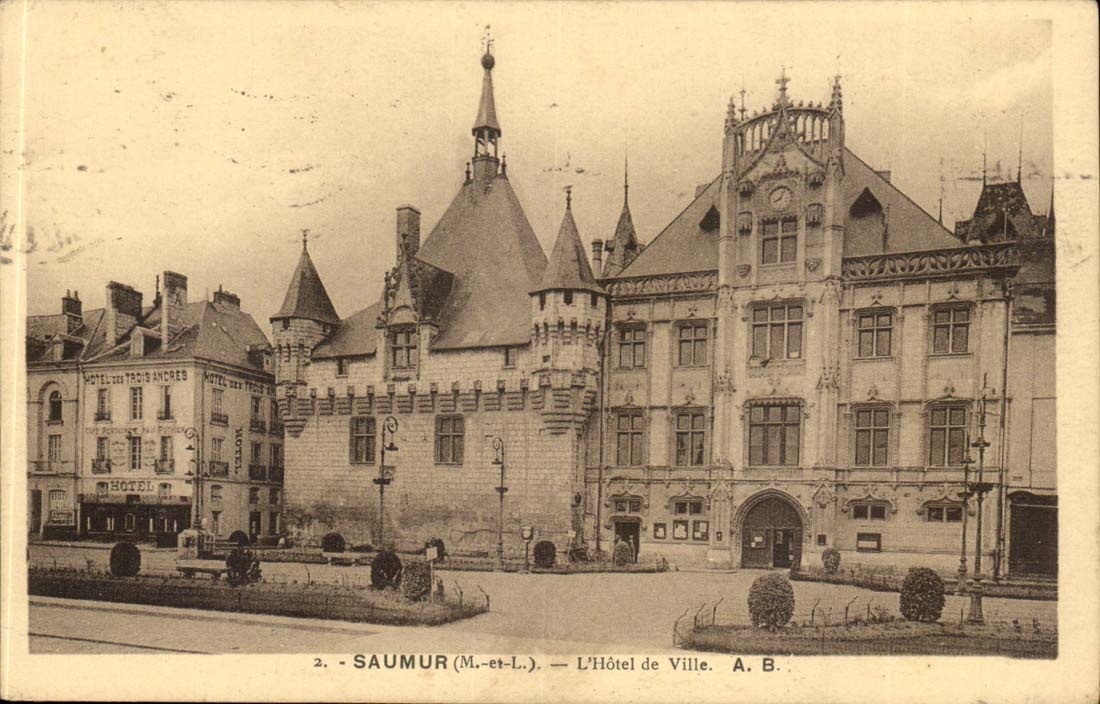 Saumur CPA L'hotel de ville