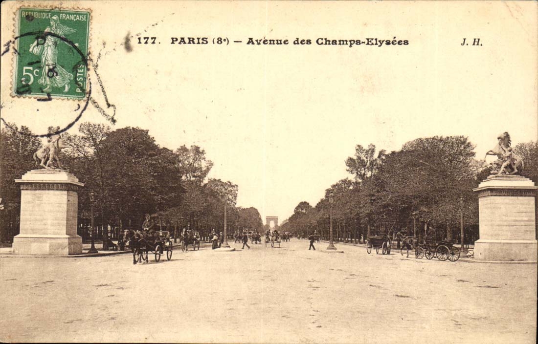 Paris CPA Avenue des champs Elysees