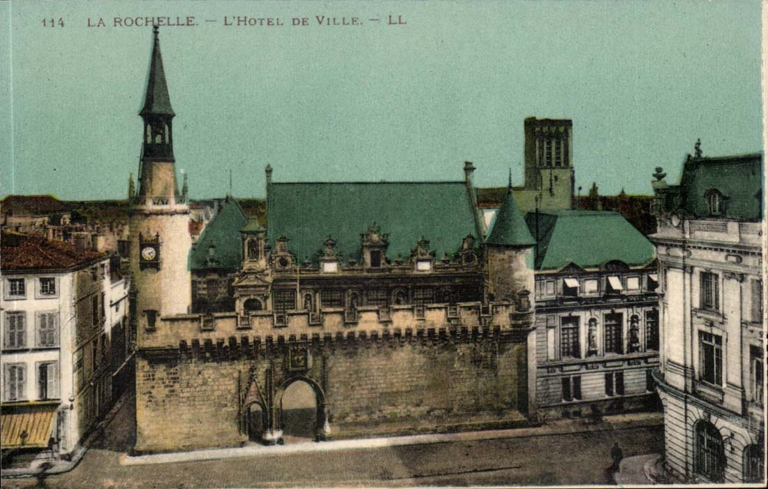 La Rochelle CPA L'hotel de ville