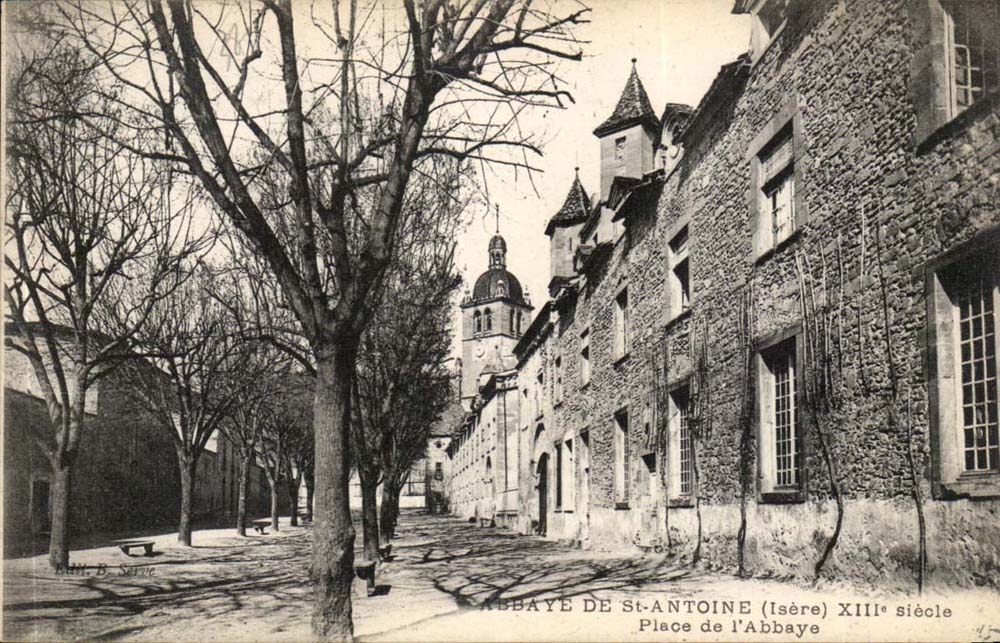 CPA Abbaye de Saint antoine Place de l'abbaye