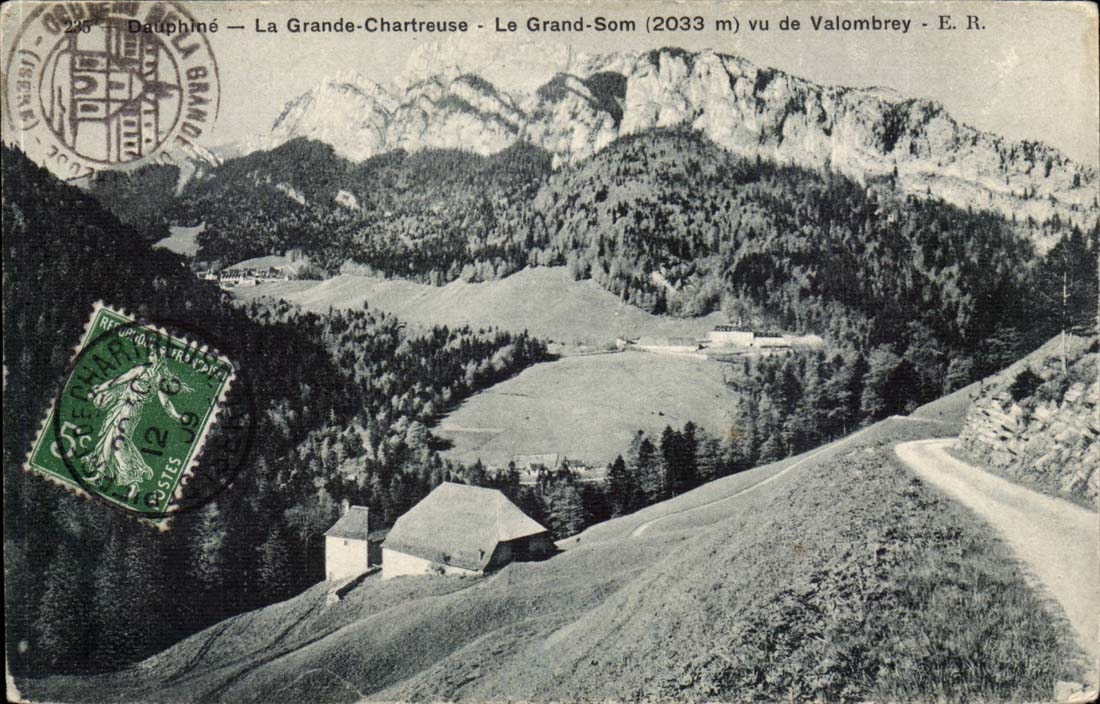 Dauphiné — La Grande-Chartreuse — Le Grand-Som (2033 m) vu de Valombrey — E. R.
