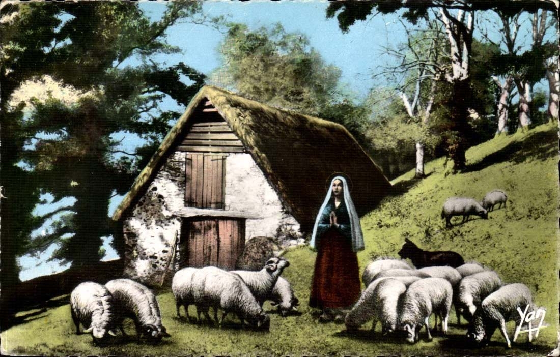 Lourdes CPM Sainte Bernadette prie en gardant ses moutons