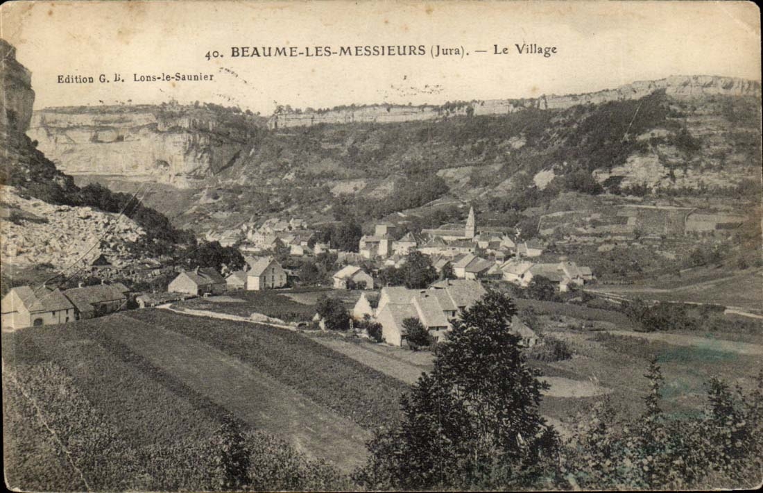 Beaume les Messieurs CPA Le village