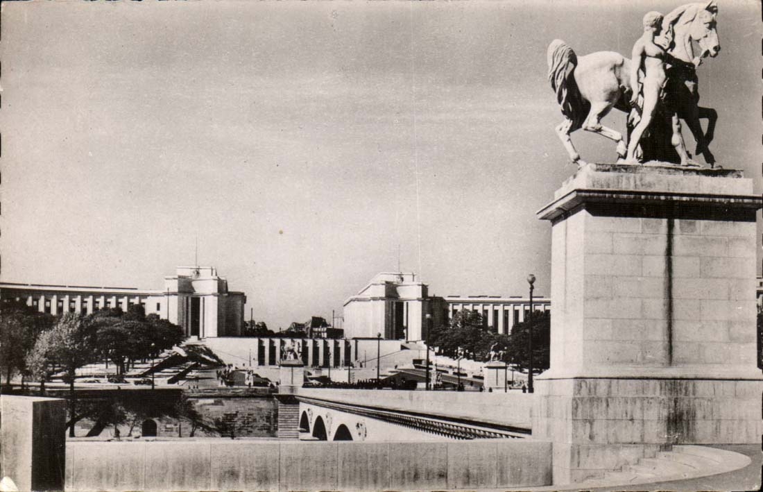 Paris CPA Le palais de Chaillot