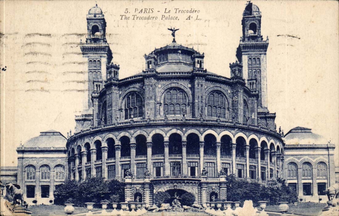 Paris CPA Le Trocadero