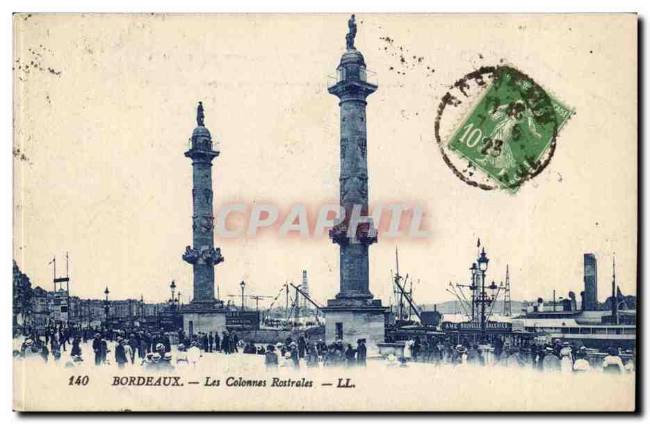 CPA Bordeaux Les colonnes rostrales