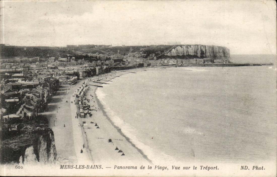 CPA Mers les Bains Panorama de la plage Vue sur le Treport