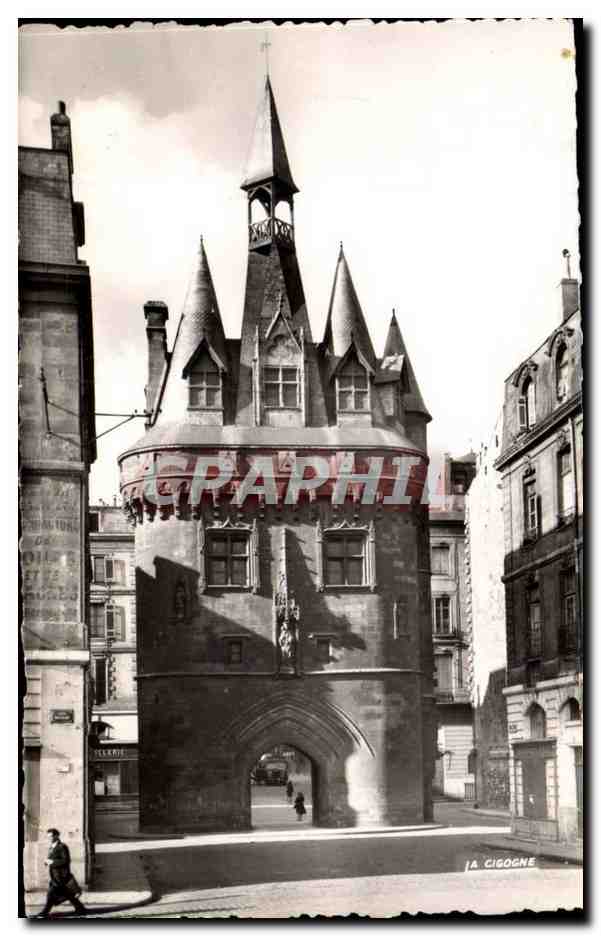 CPSM Bordeaux La porte Gaillau Porte et le palais