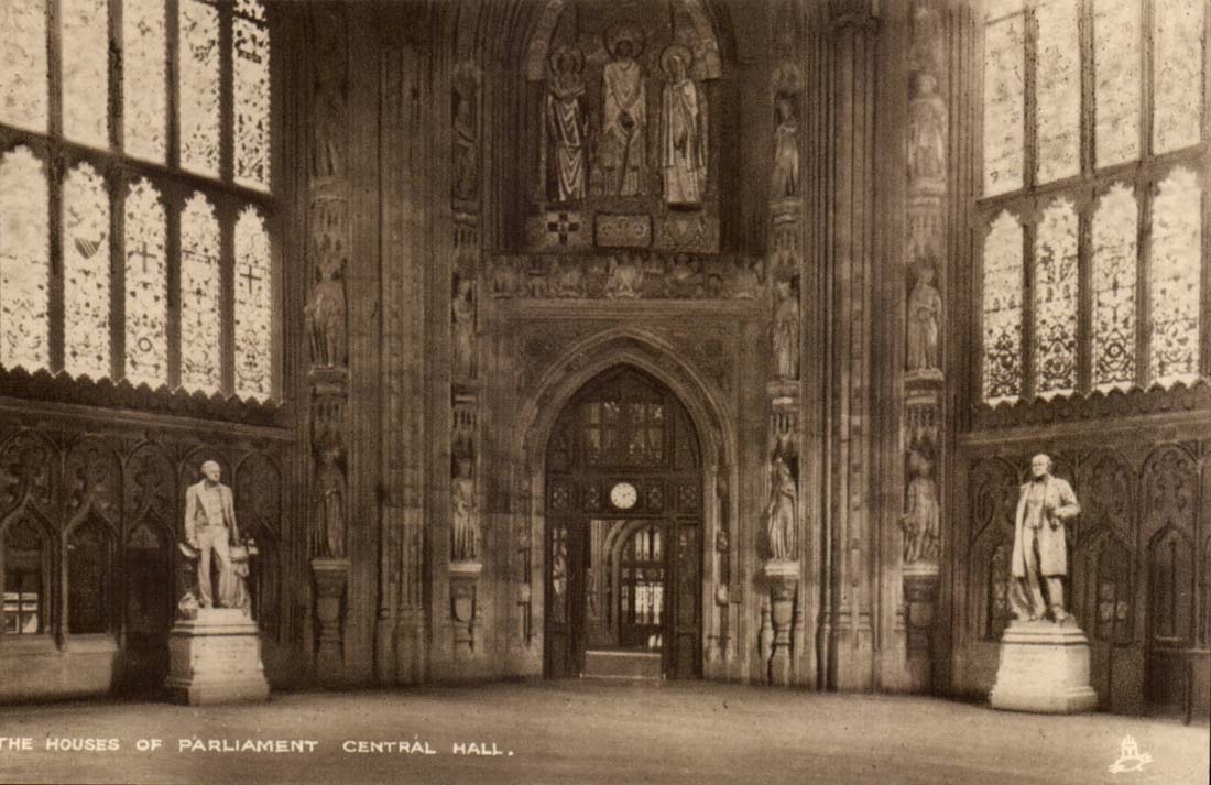 Great Britain London Londres The Houses of Parliament Central Hall