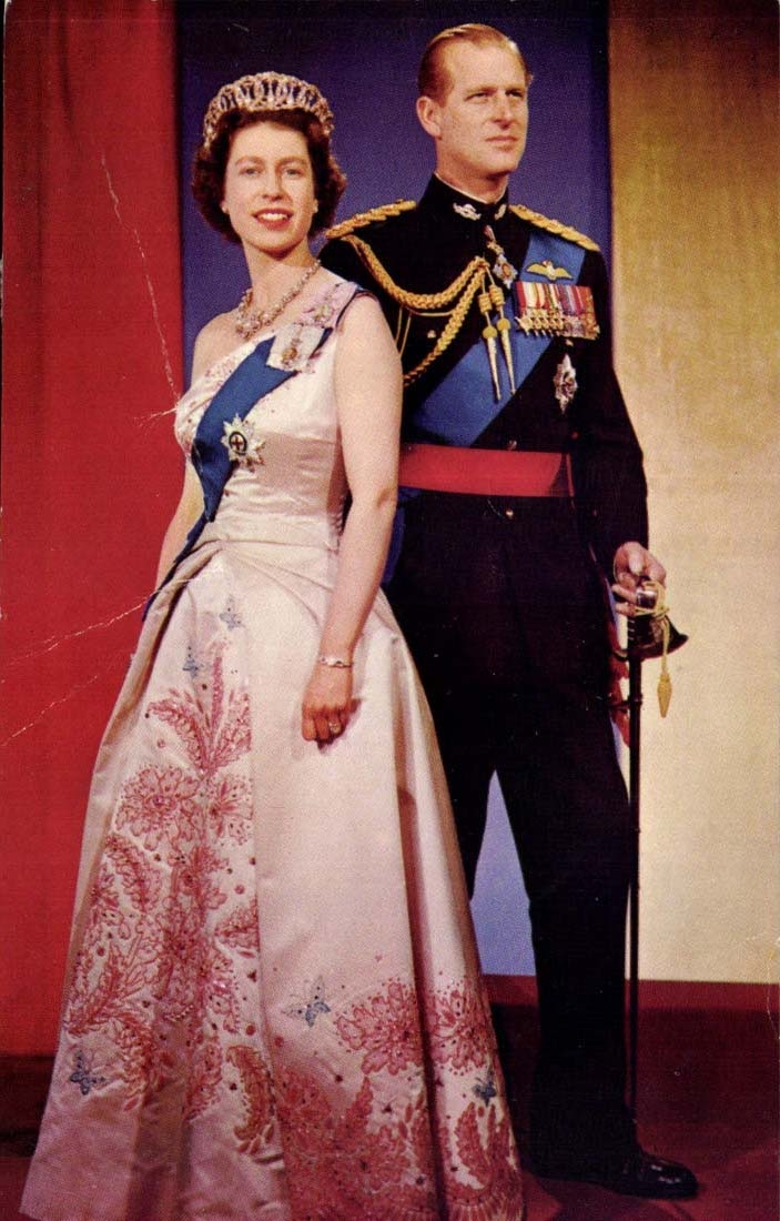 Grande Bretagne London Londres CPM HM Queen Elizabeth II 