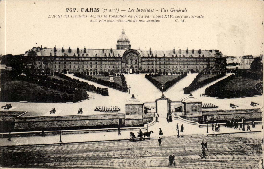 Paris CPA Les Invalides Vue generale