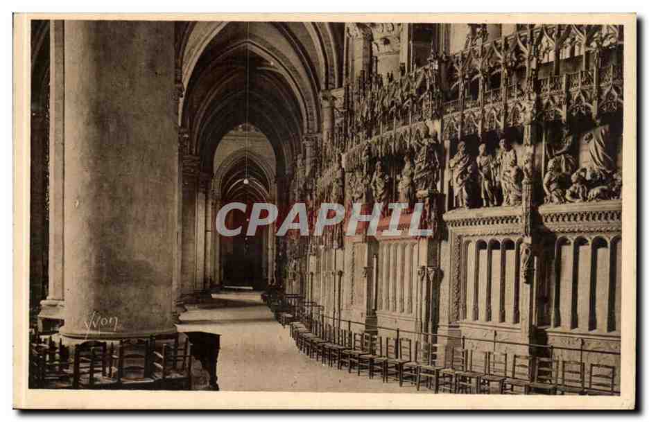 CPA CAthedrale de Chartres Interieur de la cathedrale Le deambulatoire